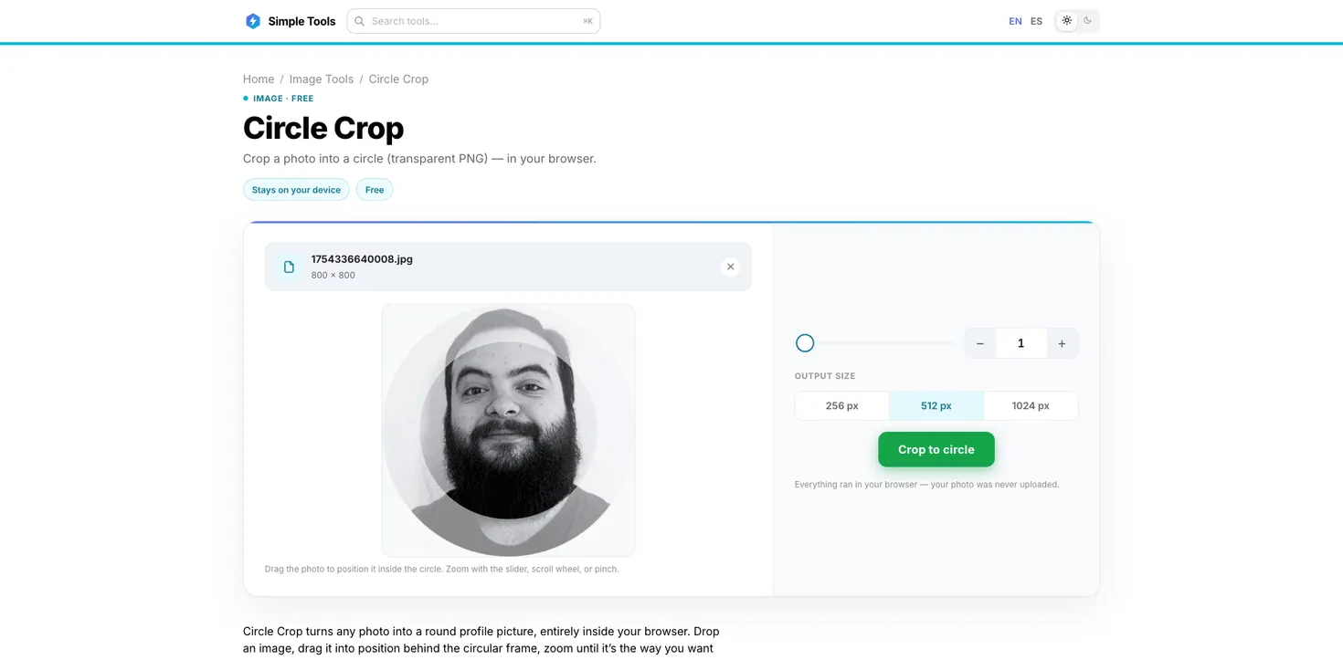 Simple Tool Stack: the Circle Crop tool fitting a photo into a circular frame with output size options